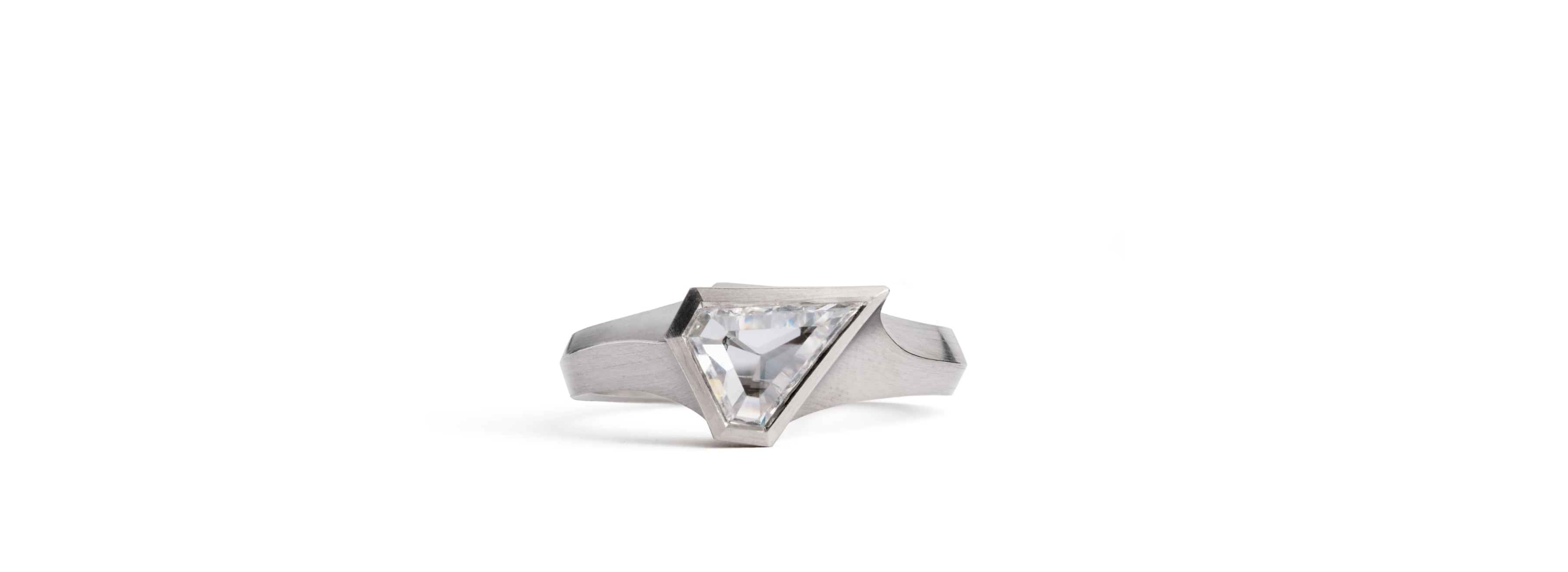 contemporary solitaire diamond engagement rings