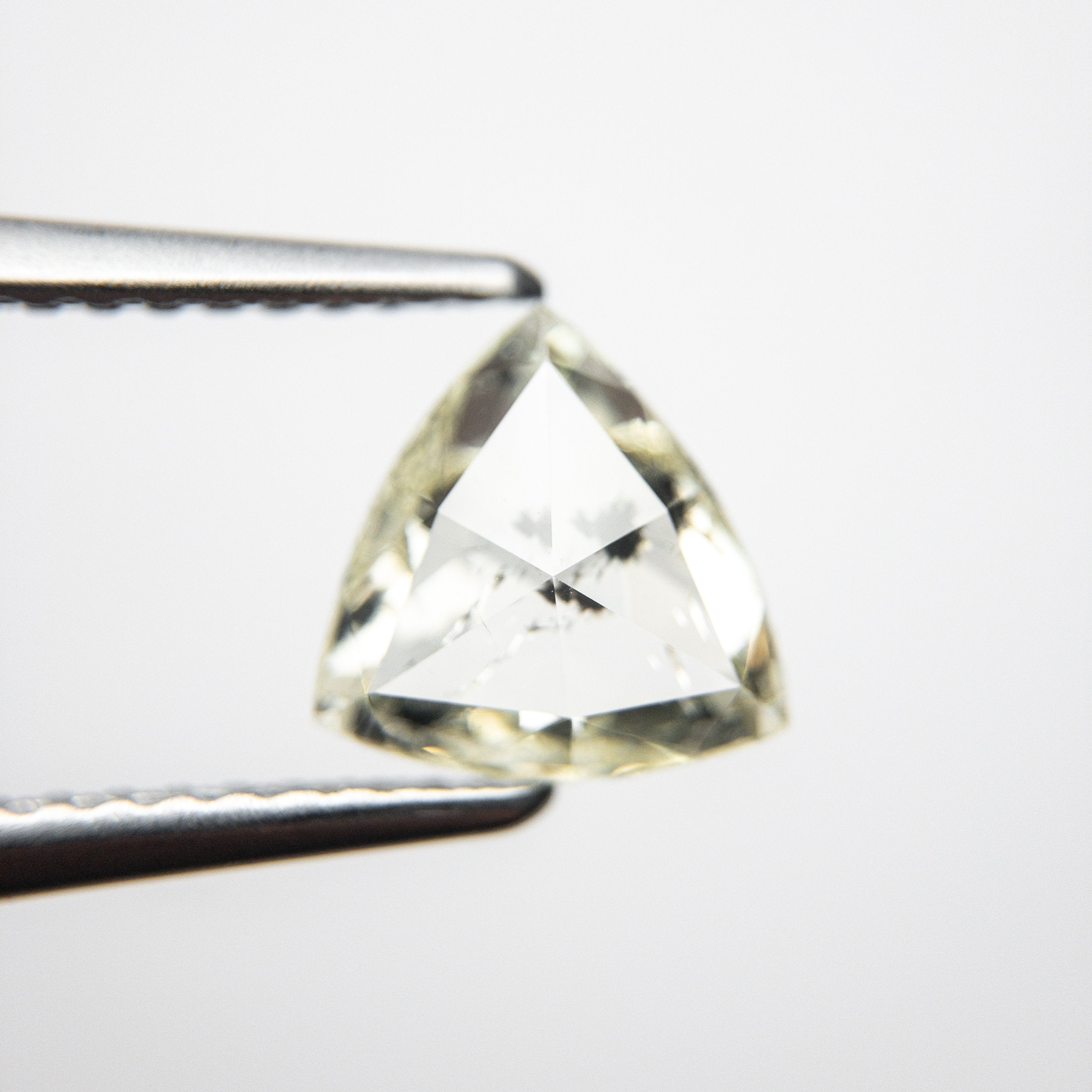 1.17ct 7.80x7.54x2.84 Trillion Rosecut 18726-14 - Misfit Diamonds