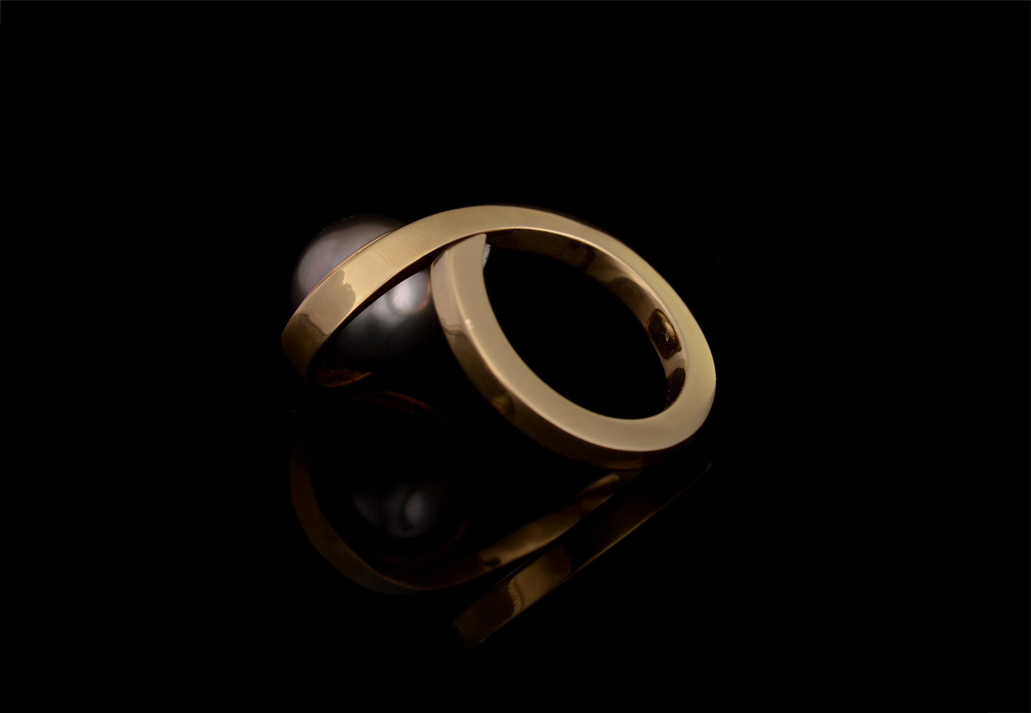 18 carat forged gold ring with tahitian pearl-McCaul