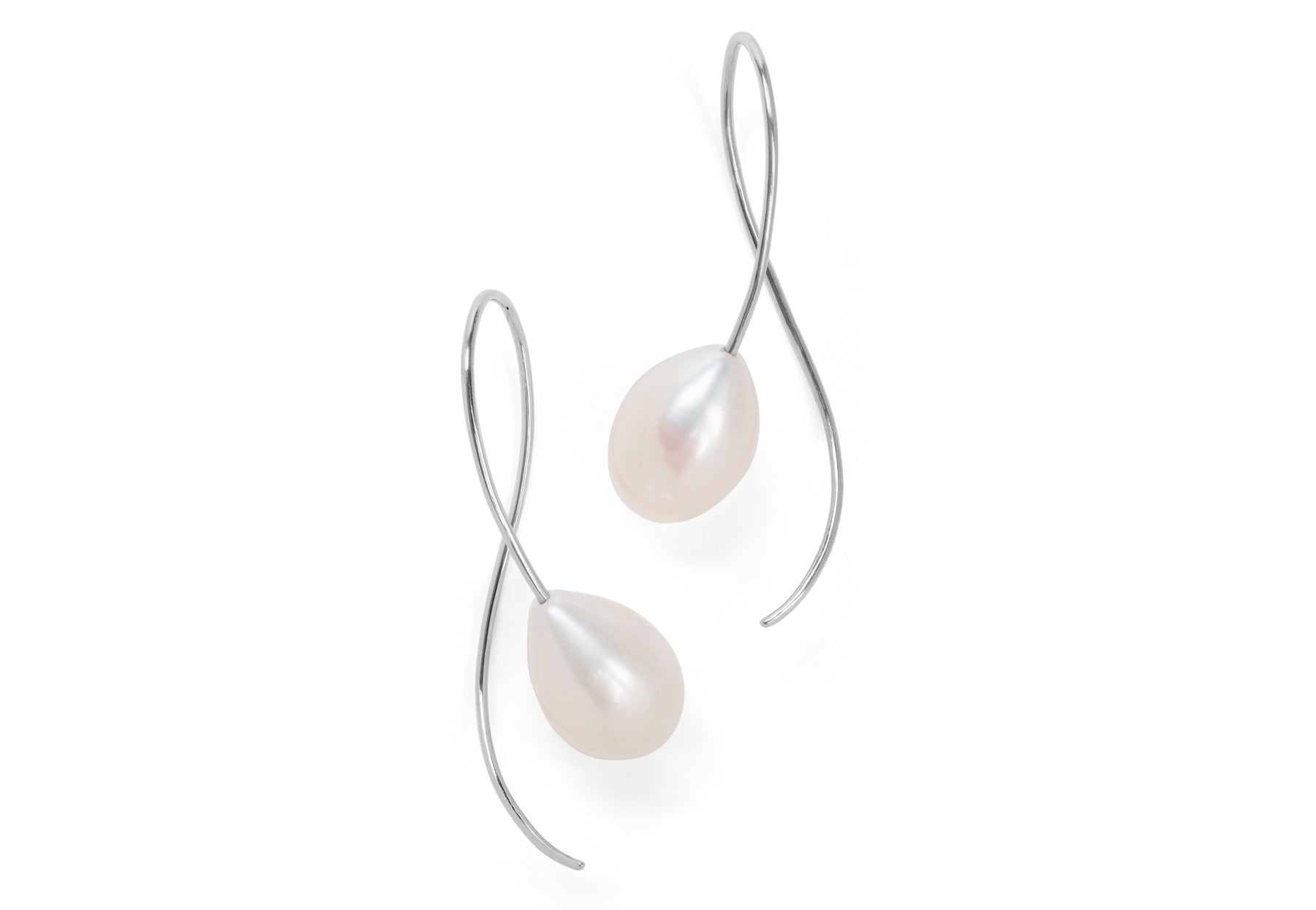 White gold and white freshwater pearl drop earrings